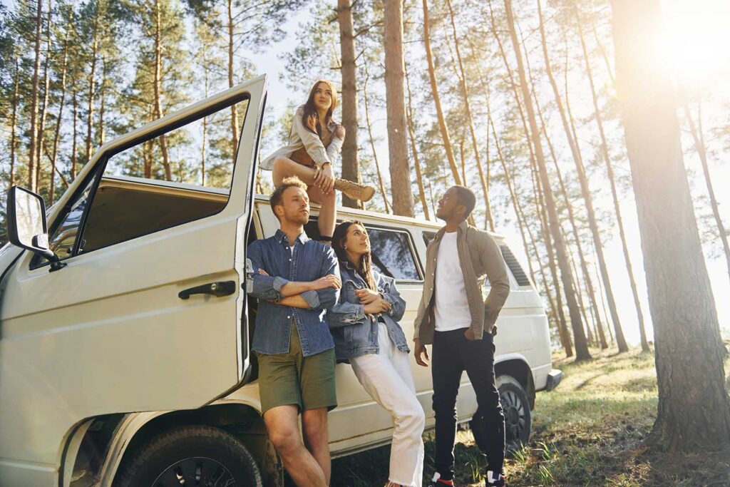 destination-place-group-of-young-people-is-travel-W2AUVMU.jpg